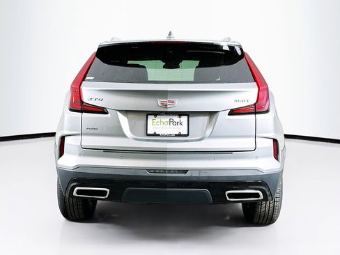 Used 2024 Cadillac XT4 Premium Luxury image 7
