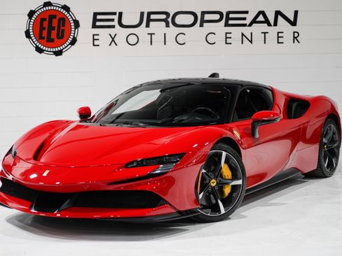 Used 2022 Ferrari SF90 Stradale AWD/4WD image 4
