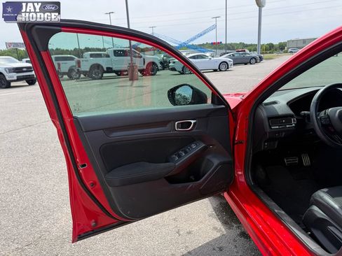 Used 2022 Honda Civic Sport image 12