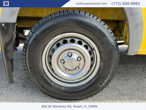 Used 2005 Dodge Sprinter 2500 w/ PWR Convenience Group RWD image 10