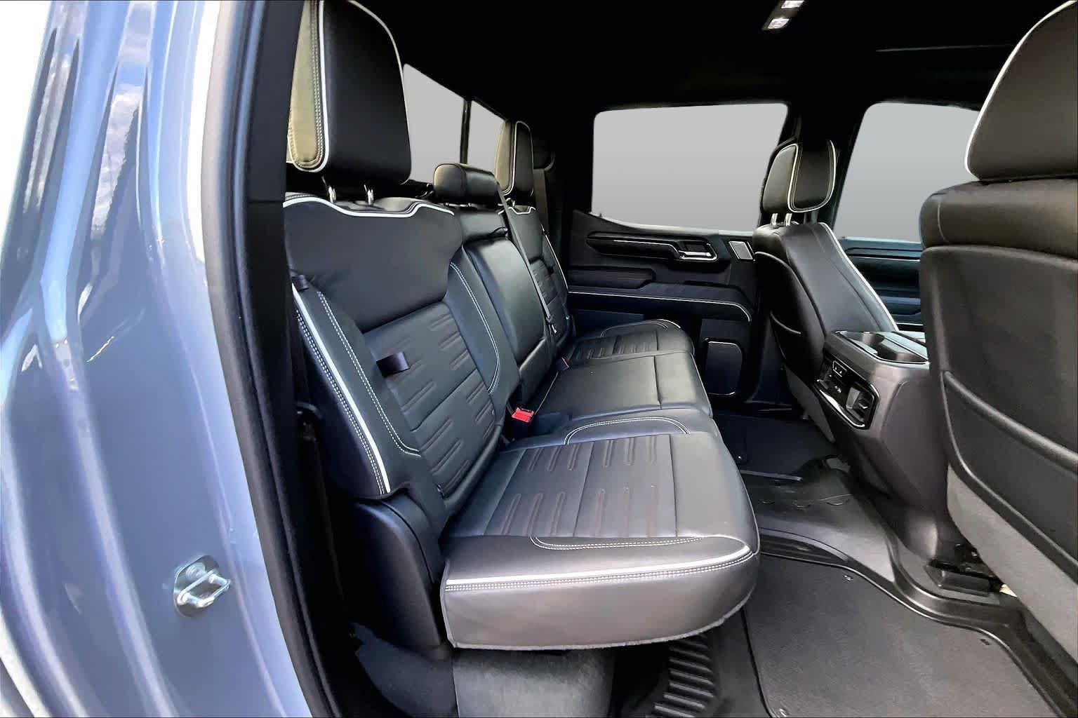 Used 2024 GMC Sierra 1500 AT4X AWD/4WD image 21