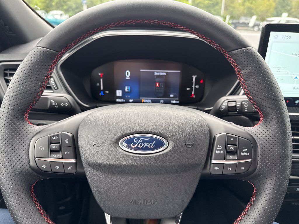 Used 2026 Ford Escape ST-Line Select w/ Equipment Group 401A AWD/4WD image 12