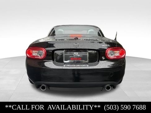 Used 2010 MAZDA MX-5 Miata Grand Touring w/ Premium Pkg RWD image 5