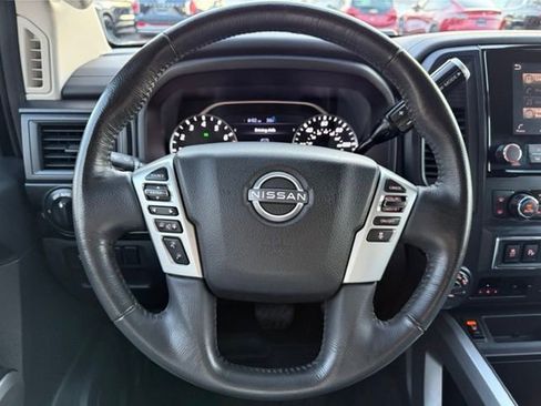 Used 2023 Nissan Titan SV w/ SV Convenience Package image 34