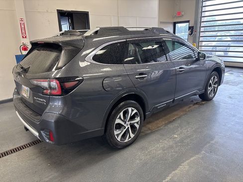 Used 2020 Subaru Outback Touring XT AWD/4WD image 8