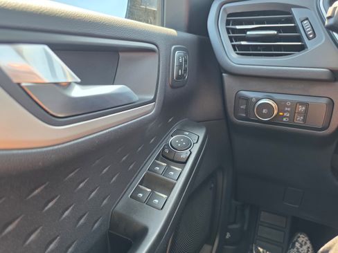 Certified 2020 Ford Escape SEL AWD/4WD image 18