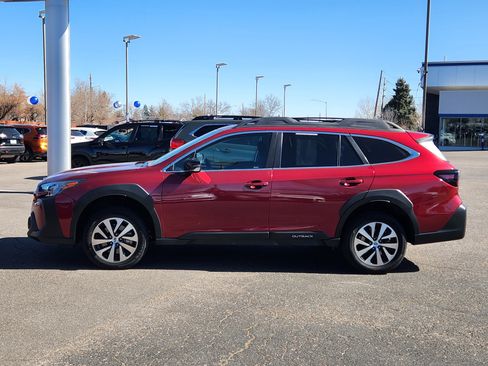 Certified 2023 Subaru Outback Premium image 4