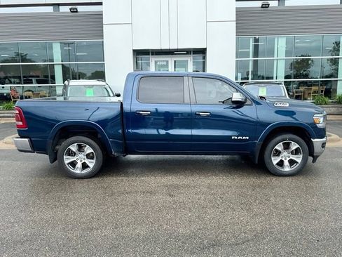 Used 2022 RAM 1500 Laramie AWD/4WD image 36