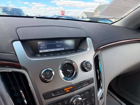 Used 2009 Cadillac CTS 3.6 w/ Wood Trim Package RWD image 16