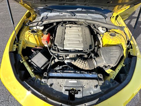 Used 2017 Chevrolet Camaro SS image 17