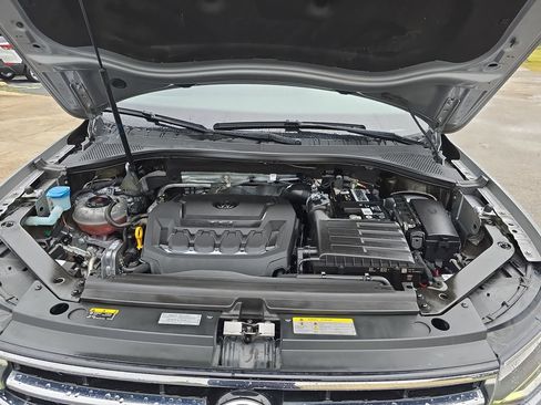Used 2022 Volkswagen Tiguan S FWD image 25