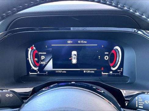 Used 2025 Nissan Pathfinder Platinum w/ Cargo Package image 26