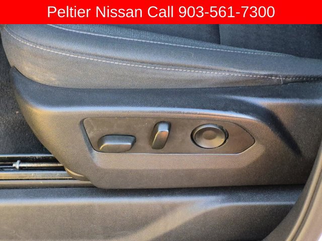 Used 2023 Chevrolet Silverado 1500 Custom w/ LPO, Dark Essentials Package RWD image 19