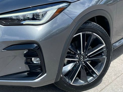 Used 2023 INFINITI QX55 Essential image 9