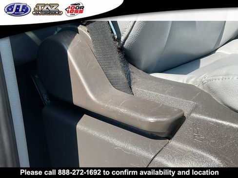 Used 2016 Ford Transit 150 XL image 16