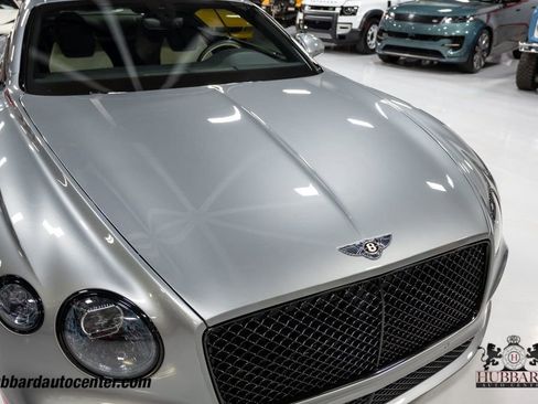 Used 2020 Bentley Continental GT AWD/4WD image 32