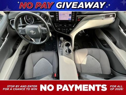 Used 2023 Toyota Camry LE image 20