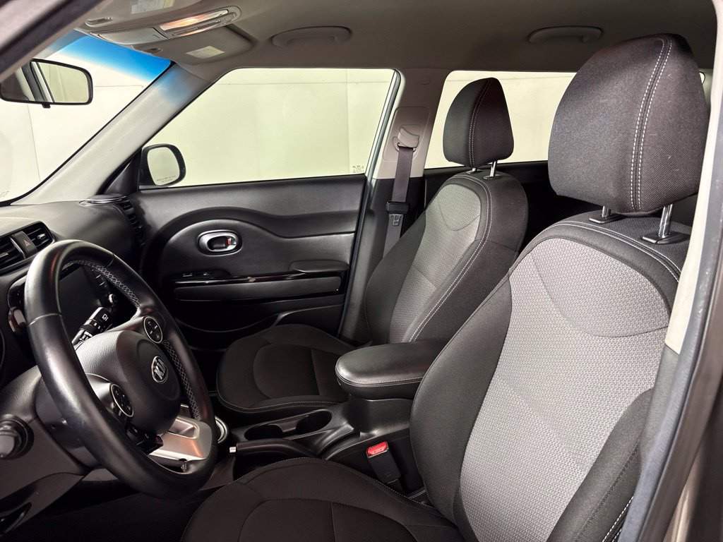 Used 2019 Kia Soul + w/ Audio Package FWD image 27