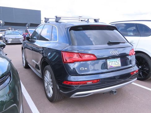 Used 2019 Audi Q5 2.0T Premium Plus image 3