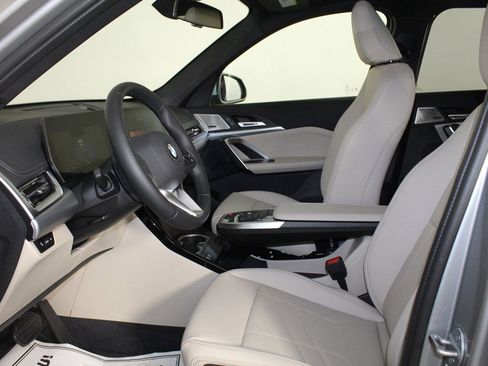 Used 2025 BMW X1 xDrive28i w/ Convenience Package image 28