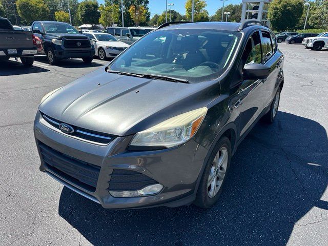 Used 2015 Ford Escape SE w/ Equipment Group 201A AWD/4WD image 7