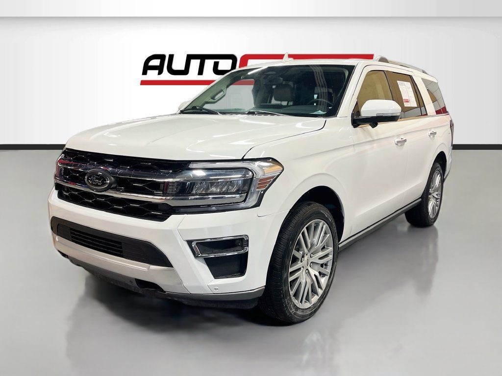 Used 2023 Ford Expedition Limited AWD/4WD image 3