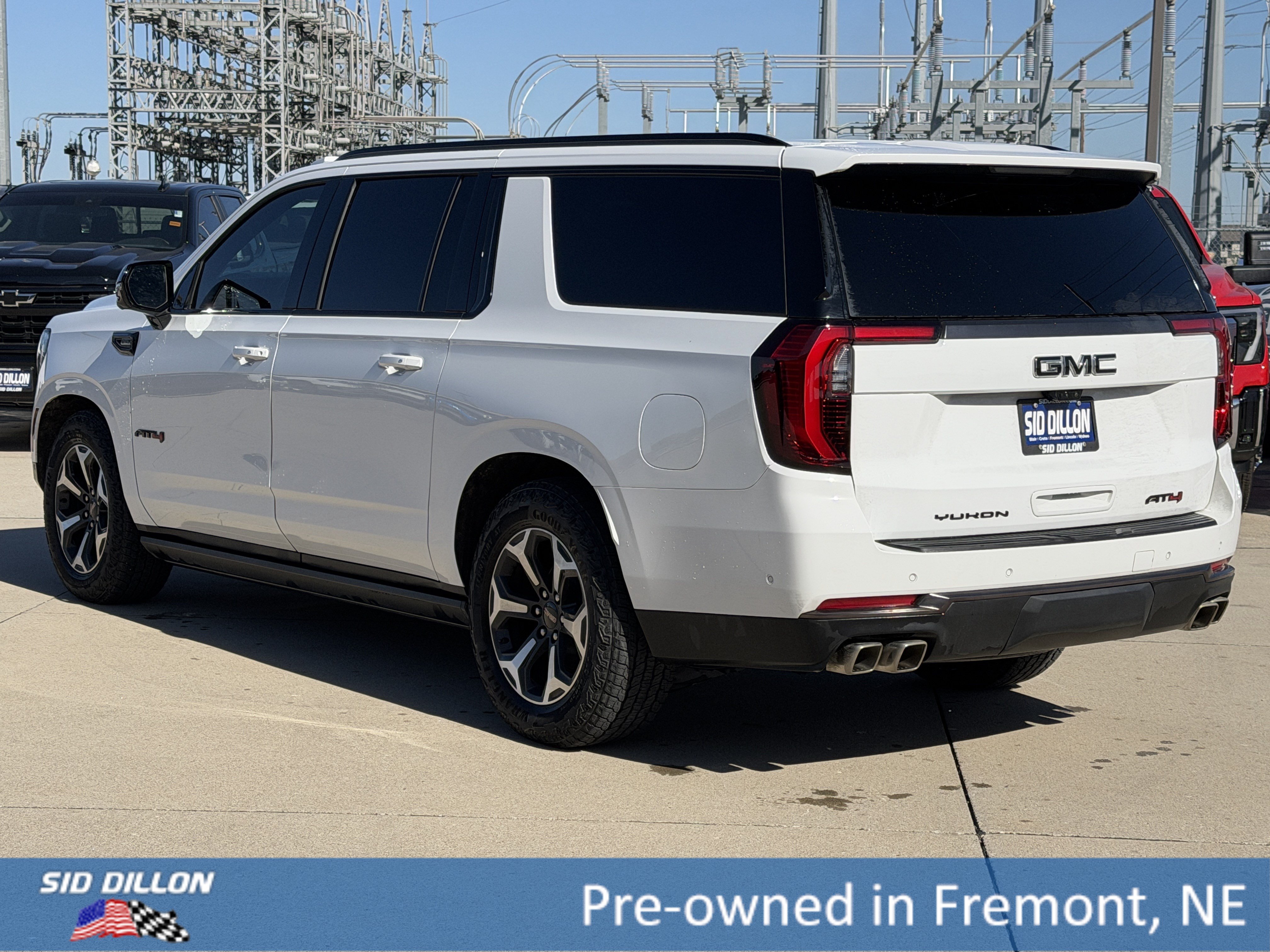 Certified 2026 GMC Yukon XL AT4 Ultimate AWD/4WD image 8