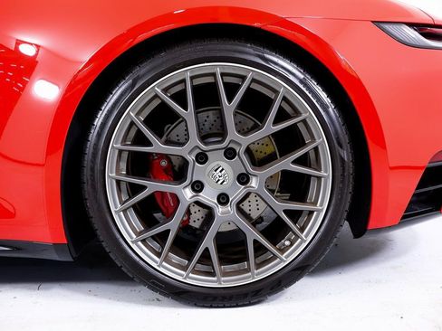 Certified 2024 Porsche 911 Carrera 4S AWD/4WD image 29