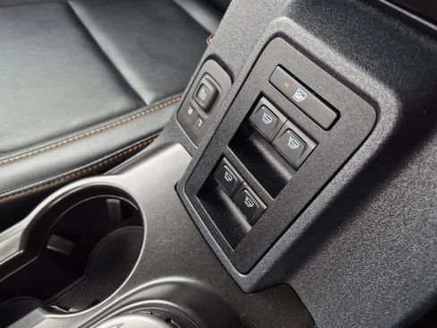 Used 2021 Ford Bronco Badlands image 30