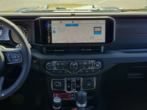 New 2026 Jeep Wrangler Unlimited Rubicon AWD/4WD image 15
