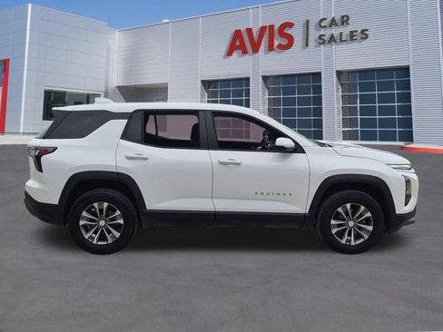 Used 2025 Chevrolet Equinox LT FWD image 5
