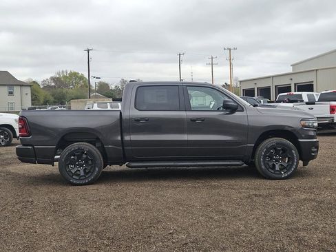 New 2026 RAM 1500 Express AWD/4WD image 10