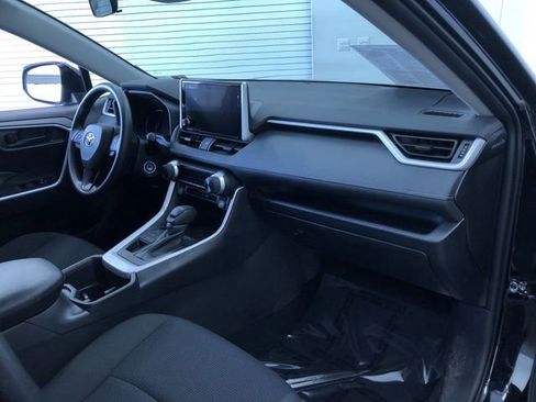 Certified 2025 Toyota RAV4 LE image 23