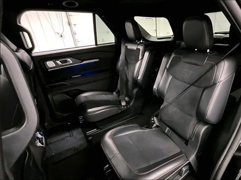 Used 2025 Ford Explorer ST AWD/4WD image 25