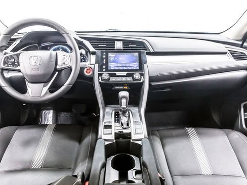 Used 2018 Honda Civic EX image 17