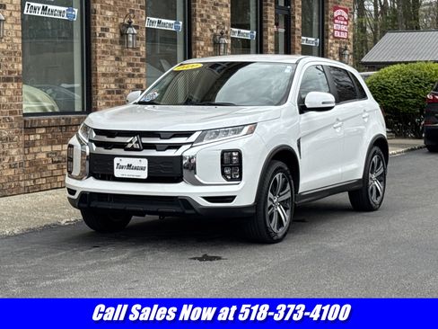 Used 2020 Mitsubishi Outlander Sport SE AWD/4WD image 1