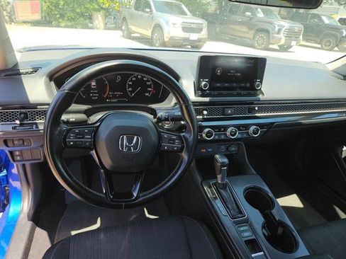 Used 2022 Honda Civic EX image 17