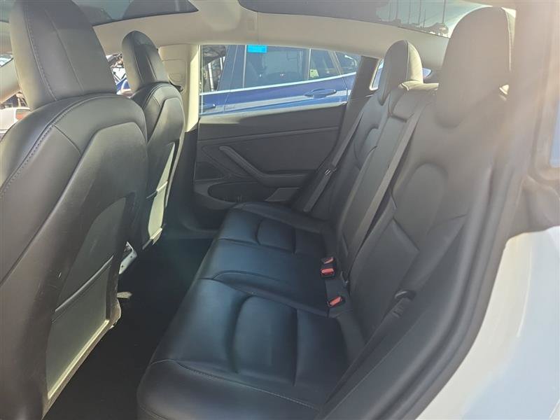 Used 2020 Tesla Model 3 Standard Range Plus RWD image 7
