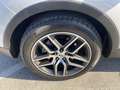Used 2016 Ford Explorer Sport w/ Equipment Group 401A AWD/4WD image 12