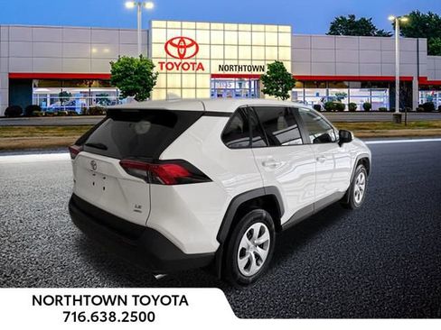 Used 2023 Toyota RAV4 LE image 22