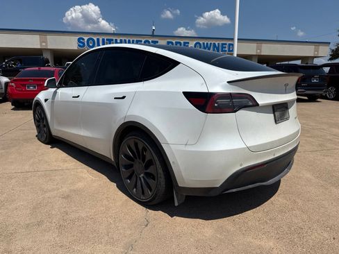 Used 2021 Tesla Model Y Performance AWD/4WD image 5