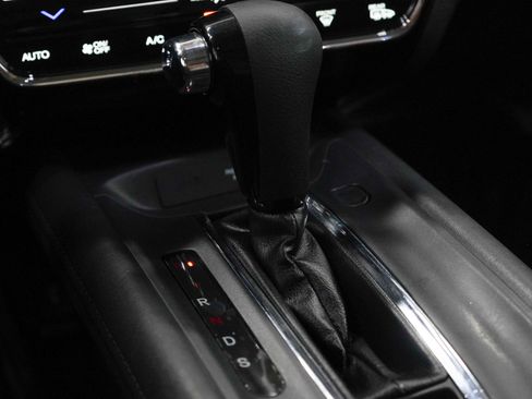 Used 2016 Honda HR-V EX image 16