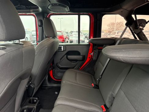 Used 2023 Jeep Wrangler Willys image 14
