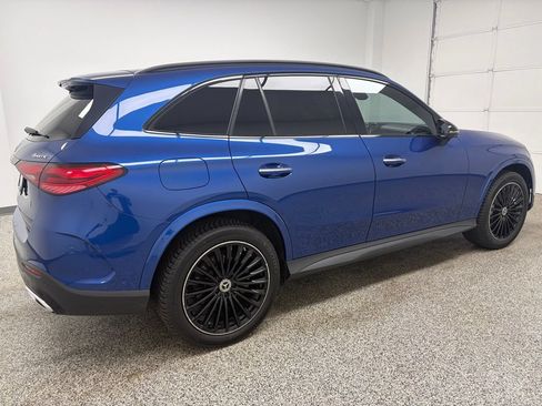 Used 2023 Mercedes-Benz GLC 300 4MATIC w/ AMG Line image 7