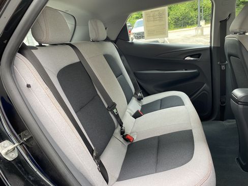 Used 2020 Chevrolet Bolt LT FWD image 34