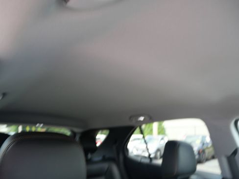 Used 2021 Chevrolet Equinox LT AWD/4WD image 20