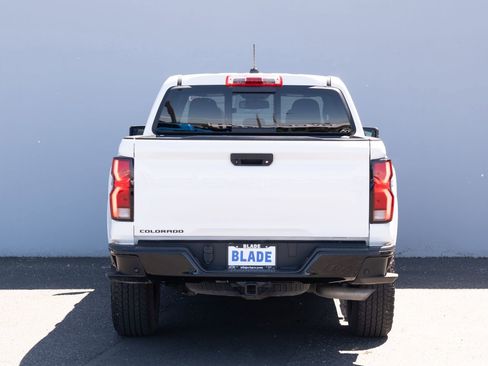 Used 2024 Chevrolet Colorado Z71 w/ Z71 Convenience Package 2 AWD/4WD image 20
