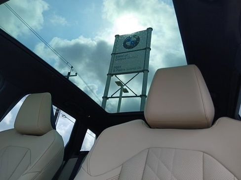 New 2025 BMW X3 xDrive30i w/ Convenience Package image 28