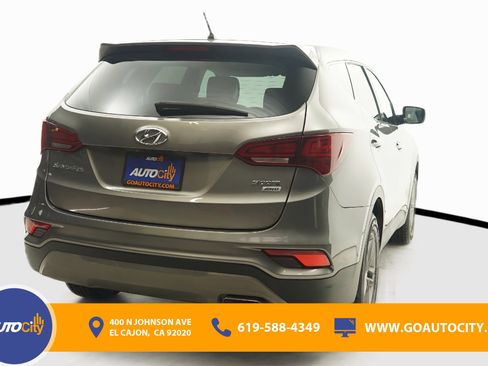 Used 2018 Hyundai Santa Fe Sport image 10
