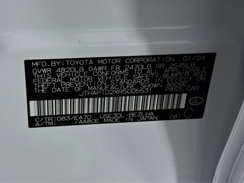 Used 2024 Lexus IS 500 w/ Accessory Package image 33